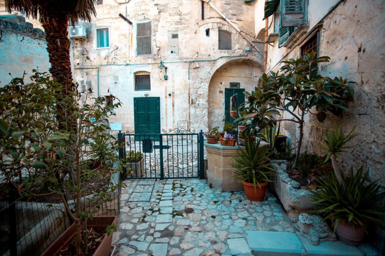 Donna Lina Bed and Breakfast Matera Exteriör bild