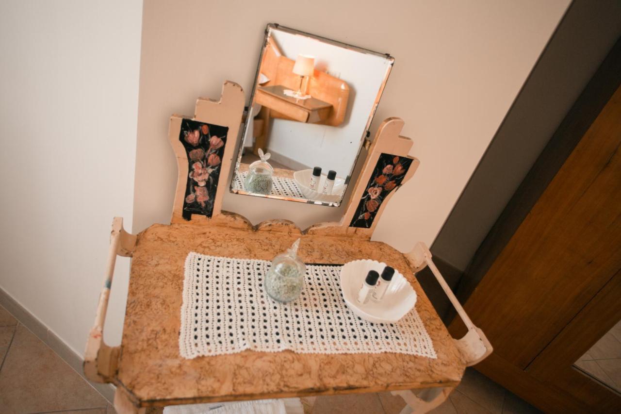 Donna Lina Bed and Breakfast Matera Exteriör bild