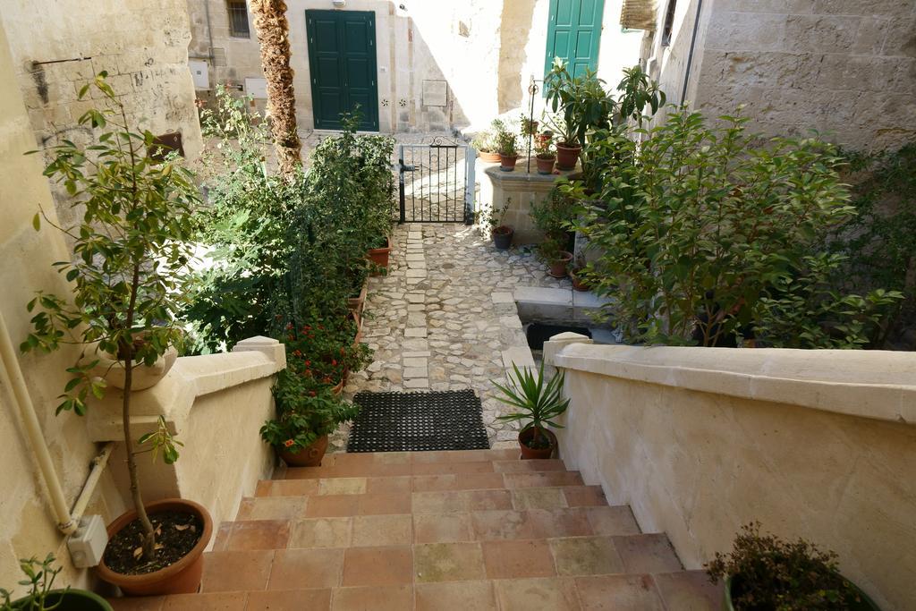Donna Lina Bed and Breakfast Matera Exteriör bild